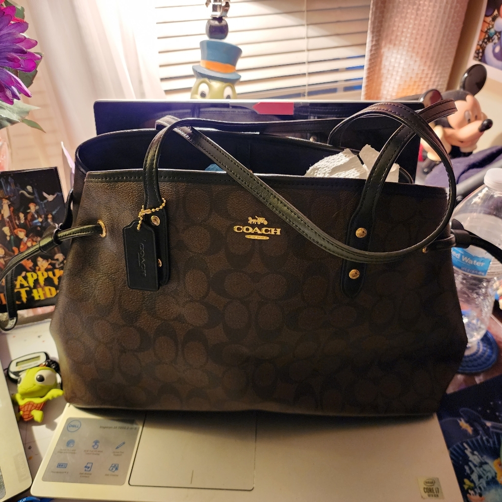 ✨💞Coach Drawstring CarryAll💞✨ - Picture 3 of 5